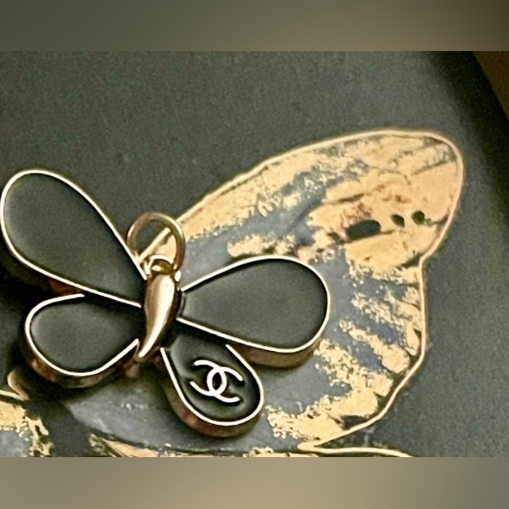 CHANEL Butterfly Zipper Pull Replacement